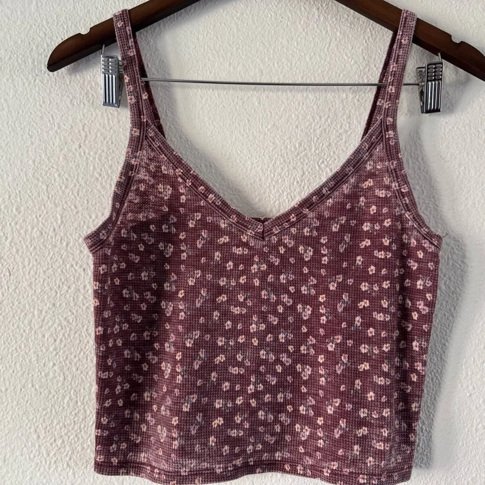 American Eagle Cropped Ditsy Floral Burgundy Waffle Knit Cami Medium Ethereal - Picture 4 of 15